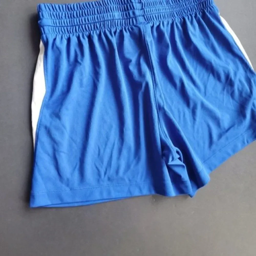 💍Under Armour Blue and white shorts